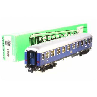 MÄRKLIN 4032 D-Zug-Wagen der DB mit Schlusslichtern (1960-1964)