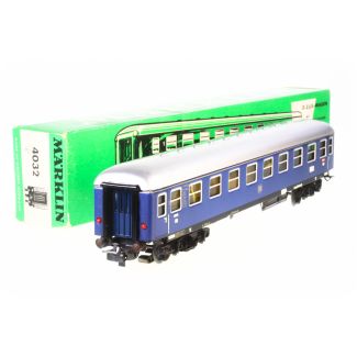 MÄRKLIN 4032 D-Zug-Wagen der DB mit Schlusslichtern (1960-1964)