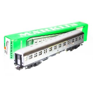 MÄRKLIN 4043 Nahverkehrswagen AB4nb der DB (1963-1964)