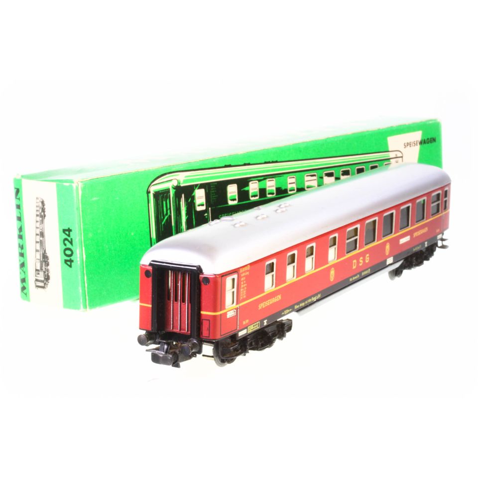 MÄRKLIN 4022 Speisewagen der DB (1959-1971)