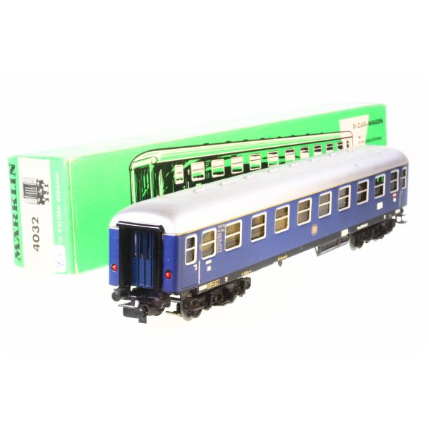 MÄRKLIN 4032 D-Zug-Wagen der DB mit Schlusslichtern (1960-1964)